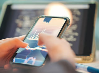 Checking the clear withdrawal and fund transfer process, an investor